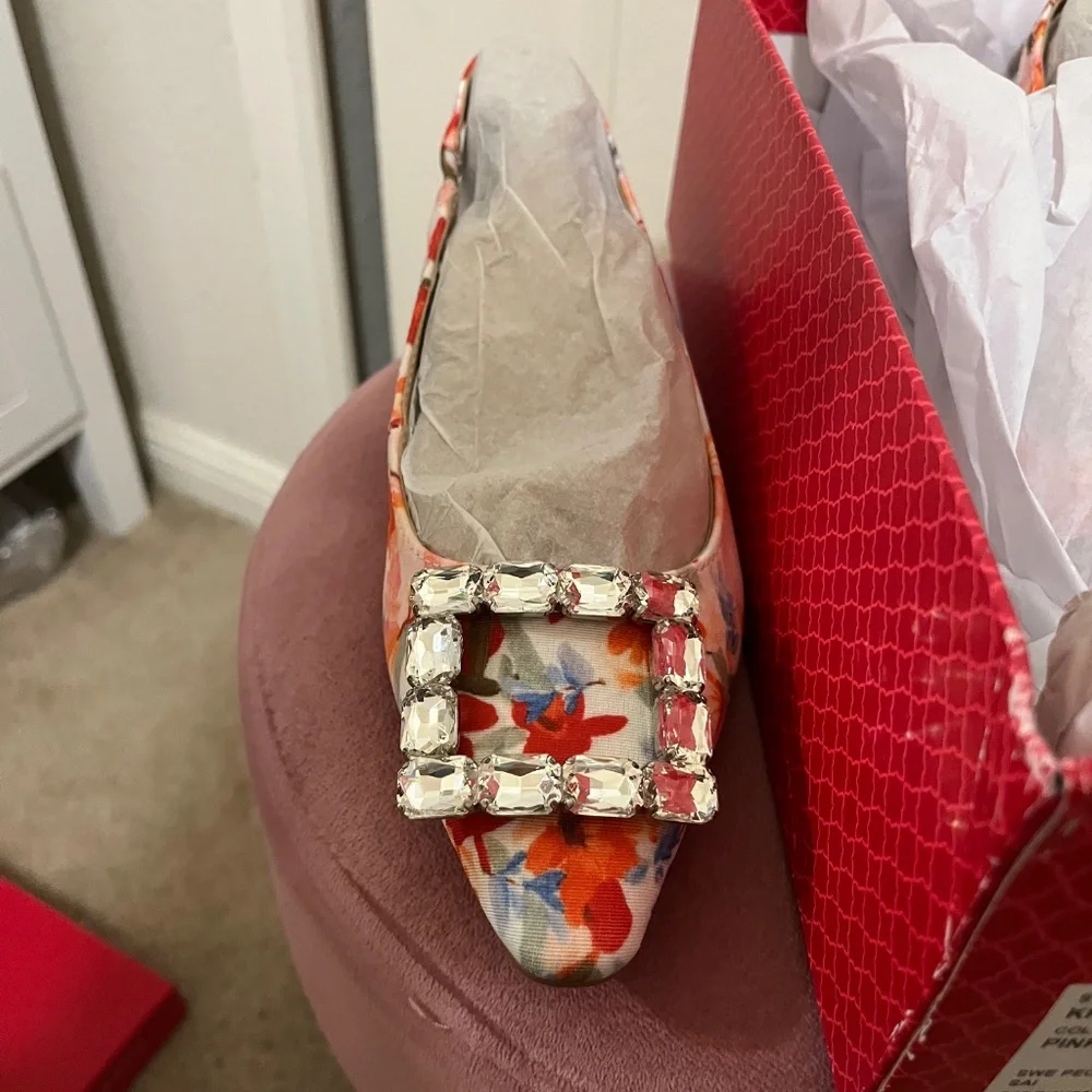 New Kelly & Katie Flats — size 6 - Picture 2 of 5